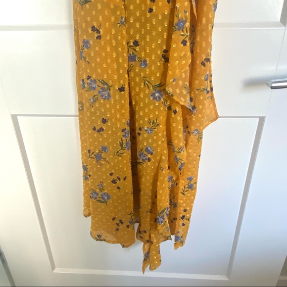 ASTR The Label Floral Wrap Dress - Picture 7 of 8